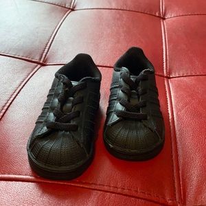Toddler sneakers